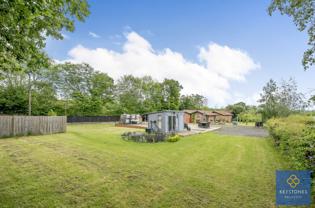 Curtis Mill Lane, Navestock, RM4 Keystones Property